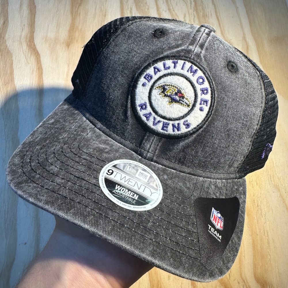 New Era Baltimore Ravens Womens 9TWENTY Trucker Hat Black Acid Wash Snapback